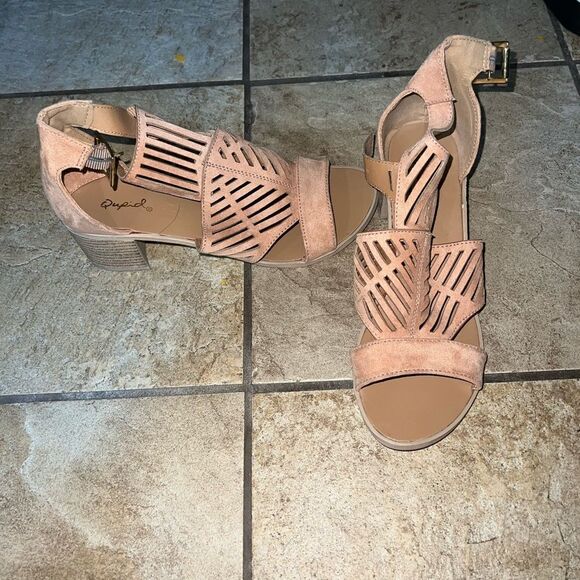 Qupid heel  - Picture 1 of 4
